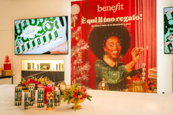 Benefit Spazio Illumi cena aziendale natalizia Milano