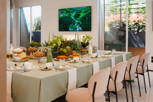 Hanami evento aziendale Spazio Illumi Breakfast Conference Milano