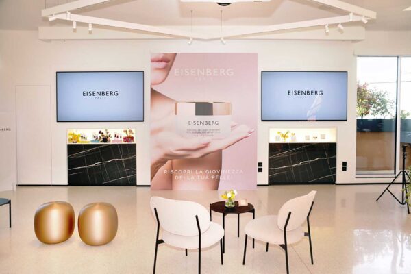 Spazio Illumi Location Eventi a Milano entro conferenza stampa